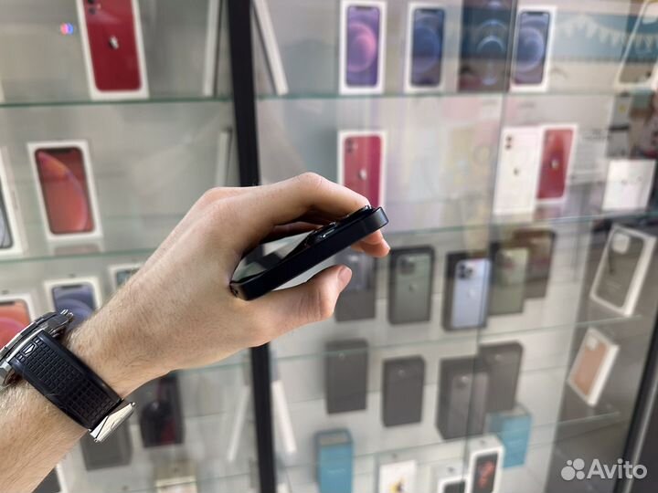 iPhone 14, 256 ГБ