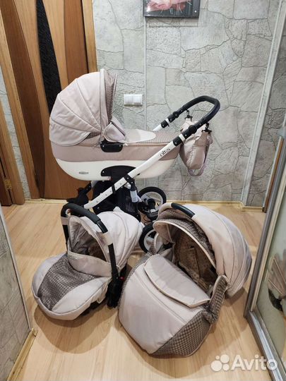 Прогулочная коляска 3 в 1 бу