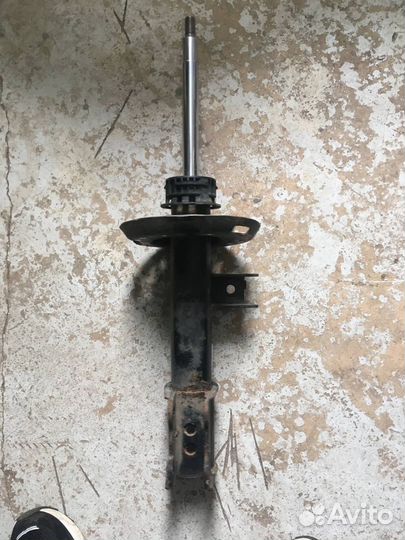 Aмортизaторы Меrcеdes-Веnz Glа-Class Х156 M270