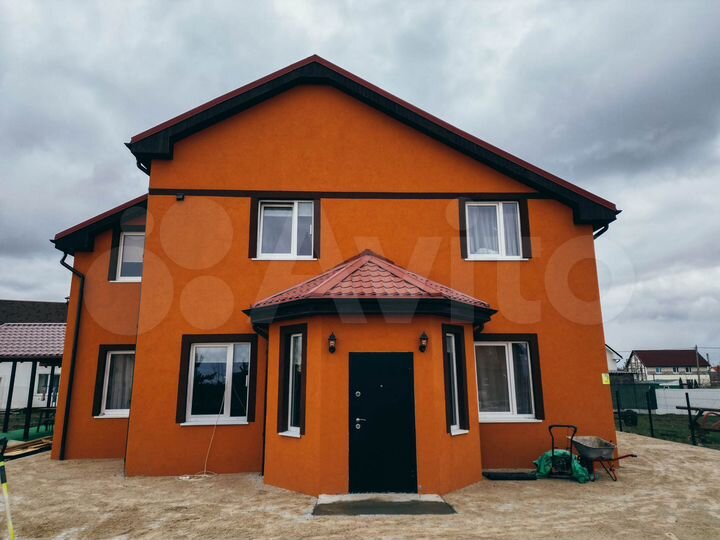 Комната 18 м² в 5-к., 1/2 эт.