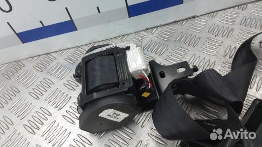 Ремень безопасности с пиропатроном сиденья передне