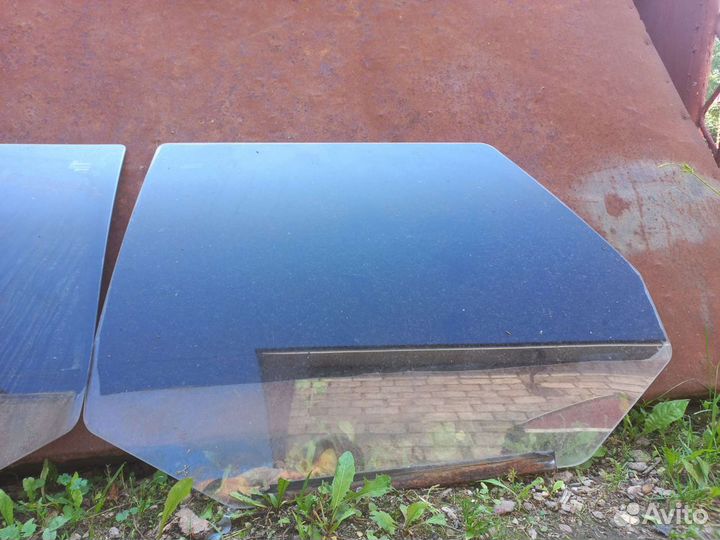 Стекла задних дверей ваз 2114