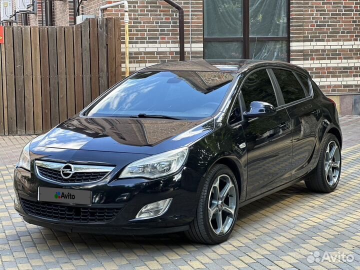 Opel Astra 1.6 МТ, 2010, 210 000 км