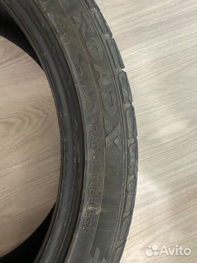 RoadX RXMotion U11 245/40 R20 102Y