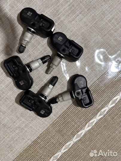 Датчик давления в шинах toyota camry 70