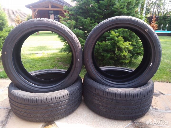 Arivo Ultra ARZ4 245/40 R20