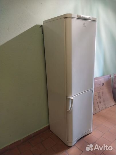 Холодильник indesit no frost