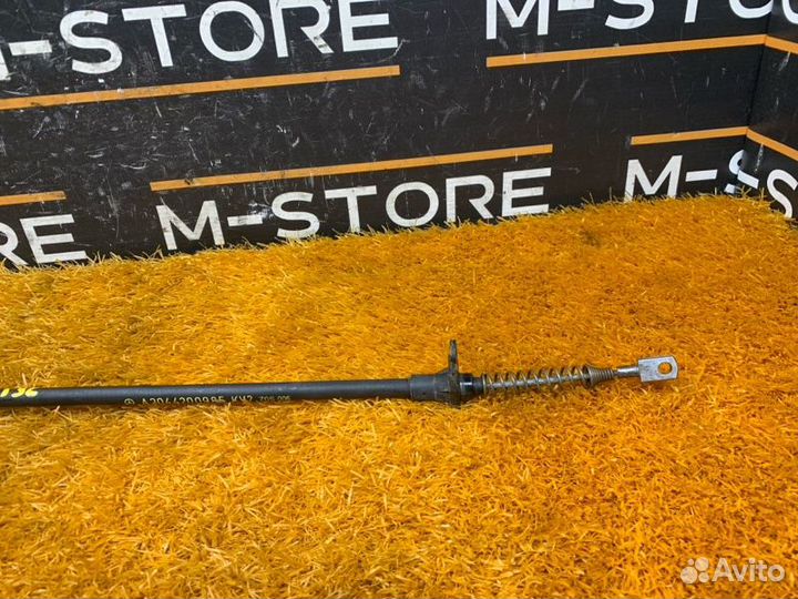 Трос ручника задний левый Mercedes-Benz C-Class