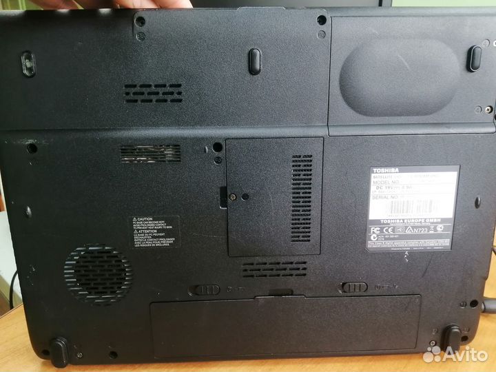 Ноутбук Toshiba satellite l300-11E