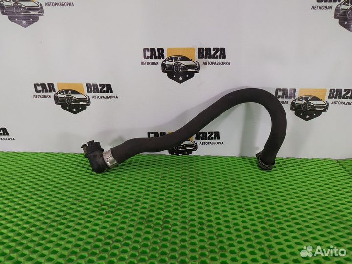 Патрубок отопителя выпускной Volvo XC90