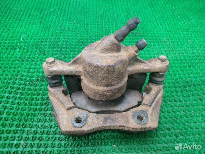 Суппорт передний правый Jaguar X-Type X400 AJ25