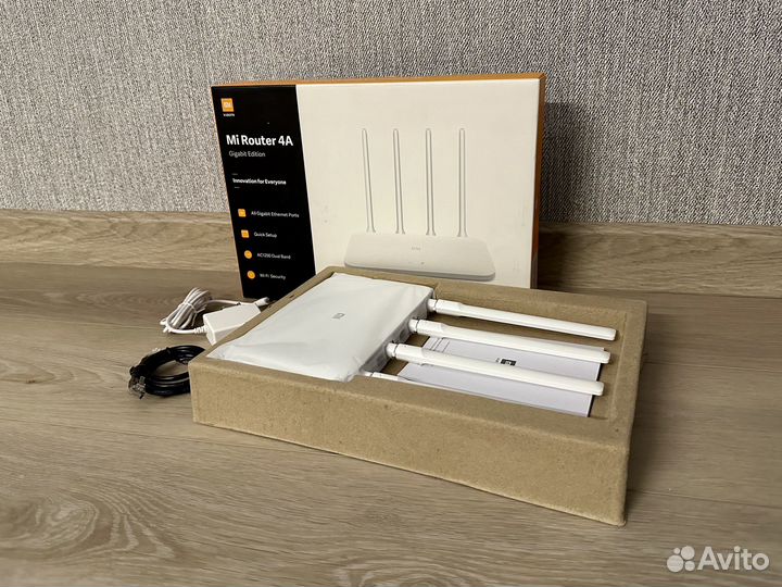 Роутер Xiaomi Mi wifi Router 4A Gigabit Edition