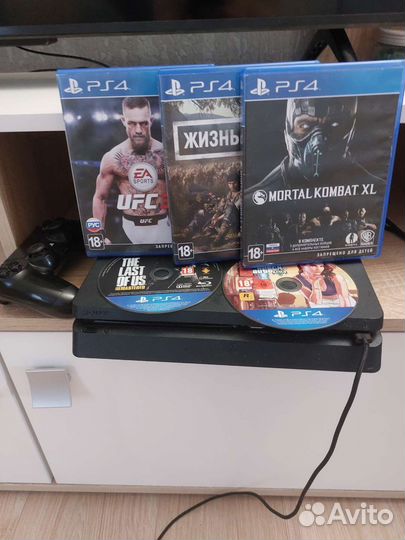 Sony PS4 slim 1tb