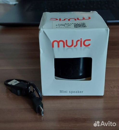 Блютуз колонка