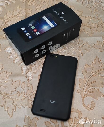 VERTEX Impress Luck NFC (4G), 8 ГБ