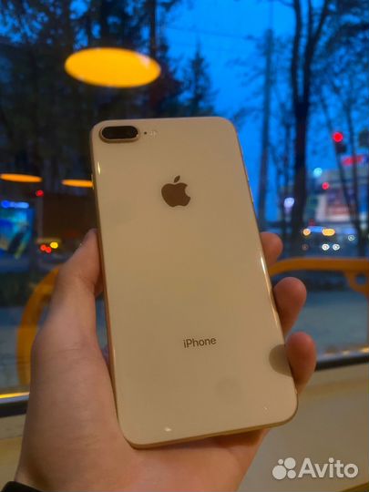 iPhone 8 Plus, 256 ГБ