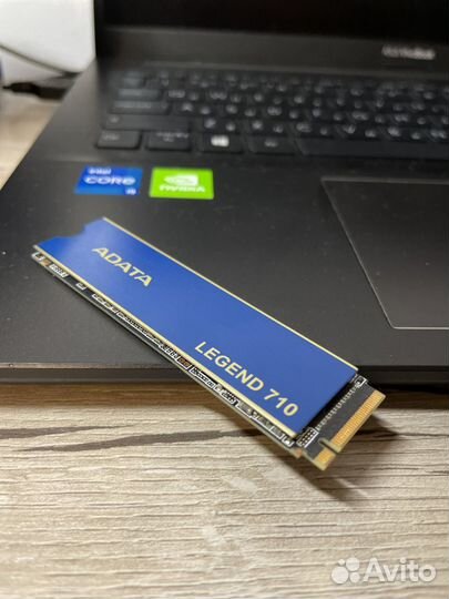 Ssd m2 512gb Adata legend 710