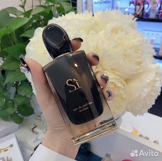 Парфюм Giorgio Armani Si Intense