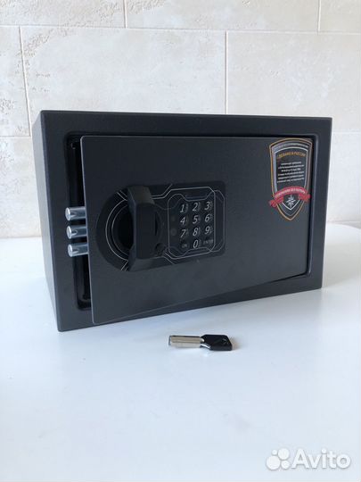 Сейф для пистолета тт-200EL