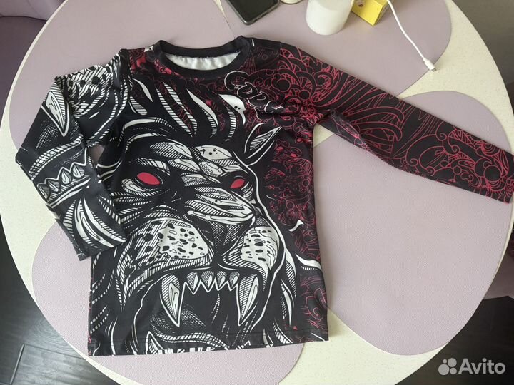 Рашгард, шорты и тайсы