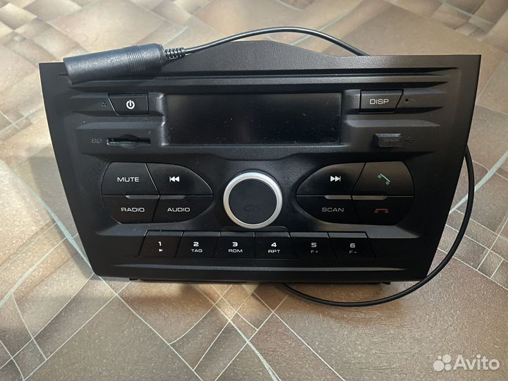 Штатная магнитола granta FL