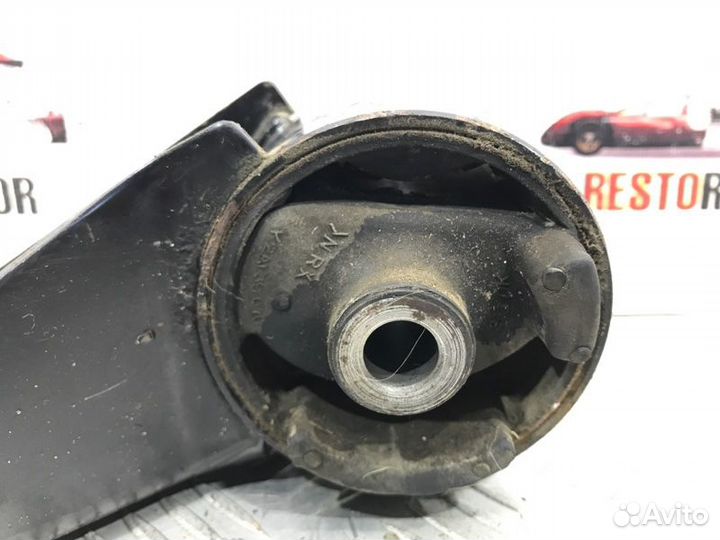 Подушка АКПП Kia Sephia седан 1.8 2000