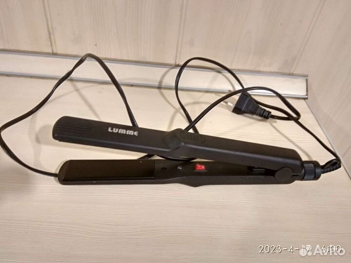 Выпрямитель для волос lumme LU 1007
