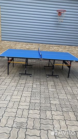 Теннисный стол