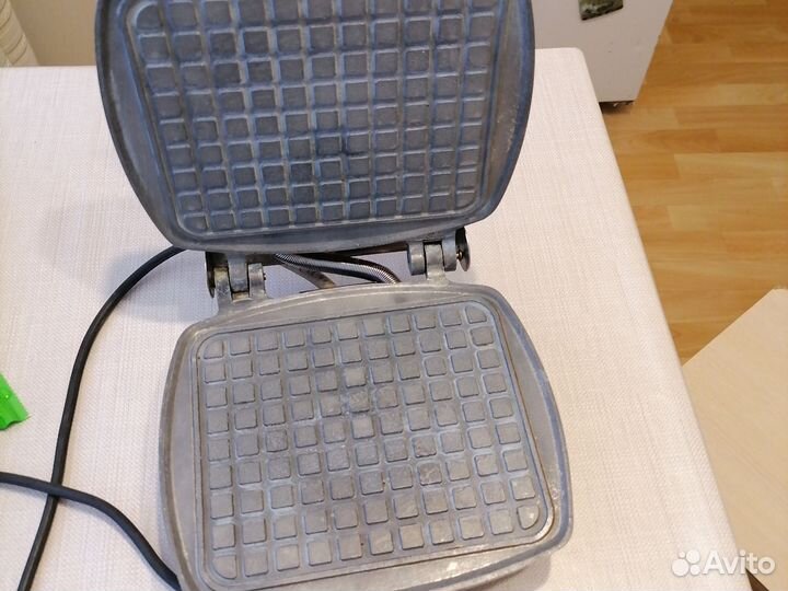 Вафельница СССР электрическая новая