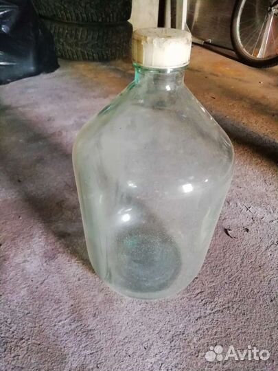 Бутыль стеклянная