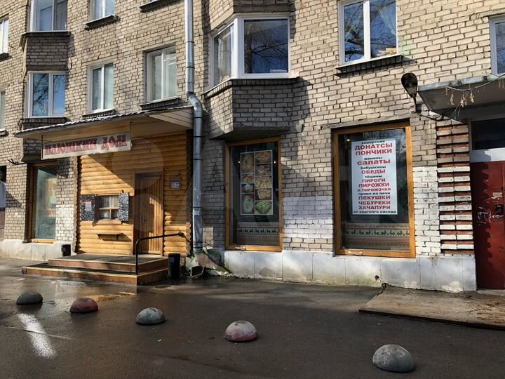 Продаётся коммерческое помещение, В.О.- 182.2 м²