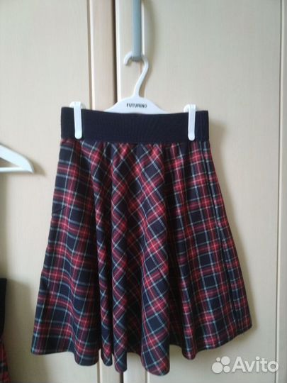 Школьная форма для девочки 134-140 клетка