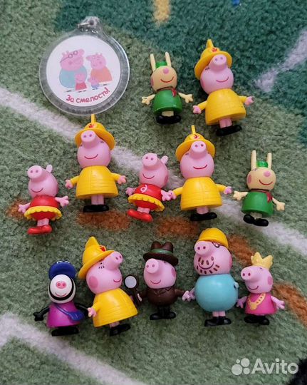 Игрушки из киндера: свинка пеппа