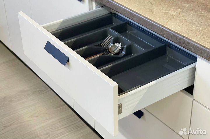 Кухонный гарнитур 3200