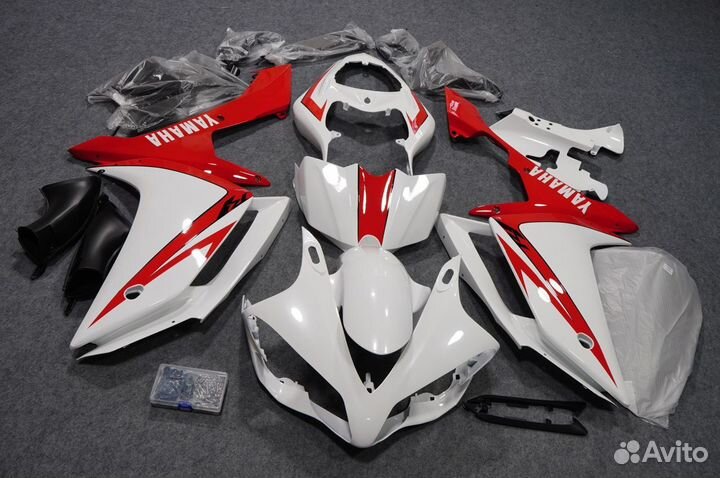 Комплект пластика на Yamaha R1 2007-2008