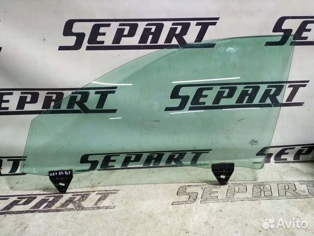 Стекло боковое левое Audi A4 B7 2.0 BWE 2007