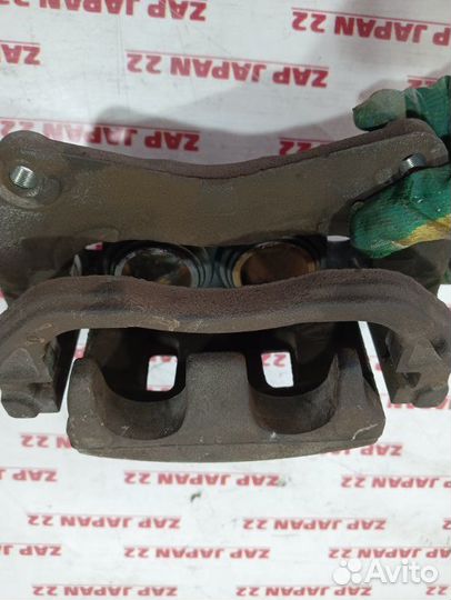 Суппорт передний правый Subaru Outback BS FB25