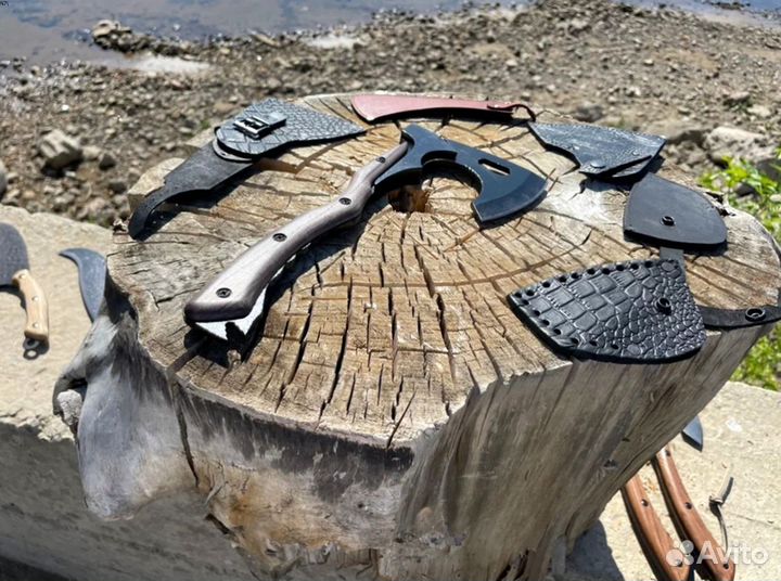 Топор цельнометаллический