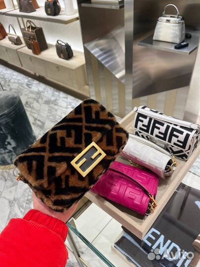 Байер США Европа Farfetch ASOS Yoox eBay MyTheresa