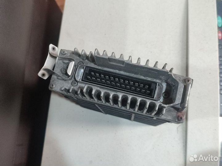 Блок управления двигателем Mercedes w124 e300