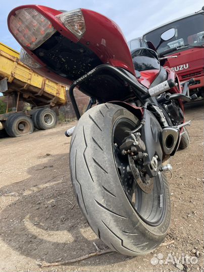 Suzuki GSX-R 750 K6