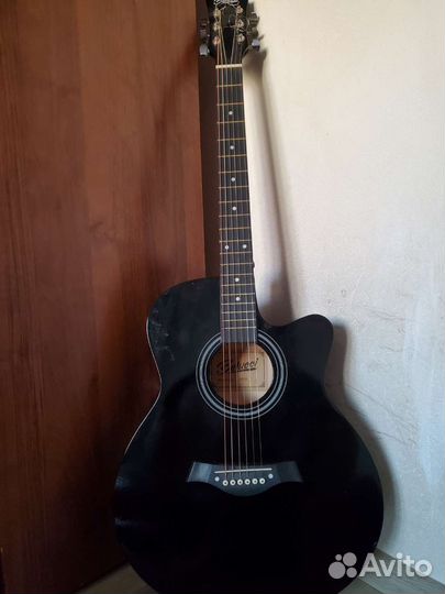 Акустическая гитара бу