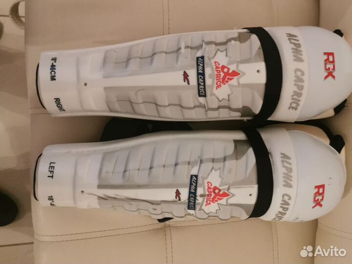 Щитки хоккейные reebok