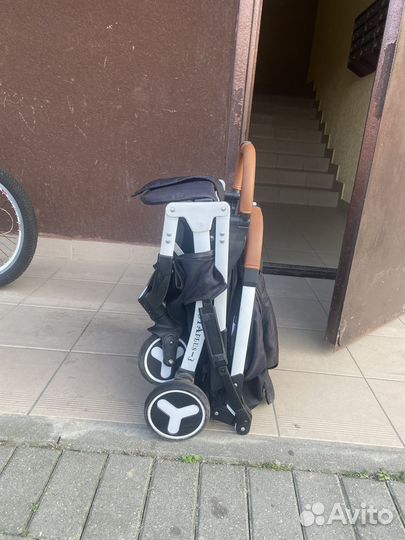 Прогулочная коляска yoya plus 3