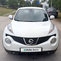 Nissan Juke 1.6 CVT, 2012, 218 820 км, с пробегом, цена 1 060 000 руб.