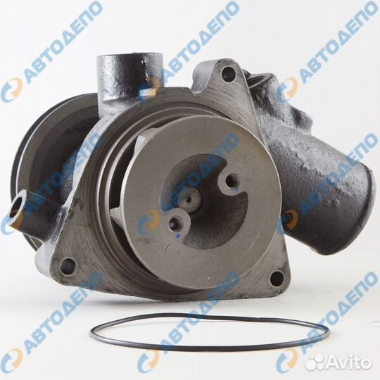 Насос водяной помпа nissan diesel, UD ниссан диесе