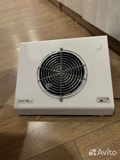 Пылесос для маникюра emil