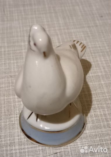 Статуэтка голубь малый