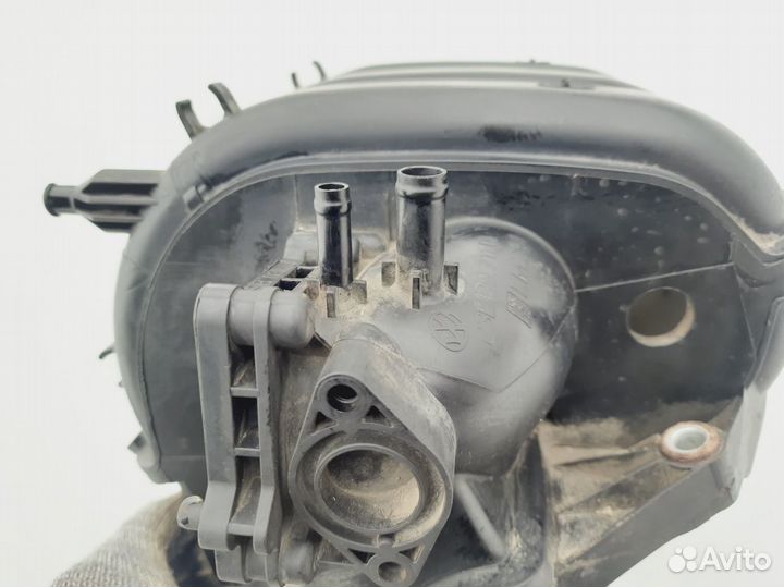 Коллектор впускной Skoda Fabia