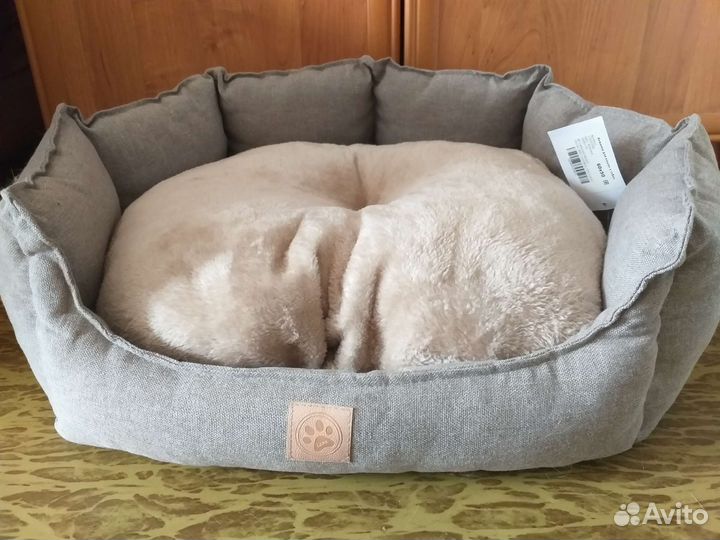 Лежанка для кошек и собак новая